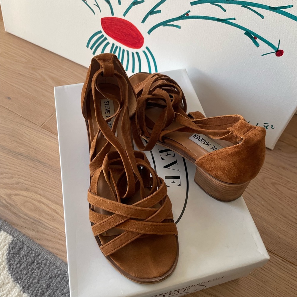 Steve Madden Brown Lace up Heels